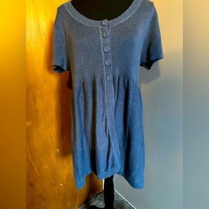 Size large long sweater  new!